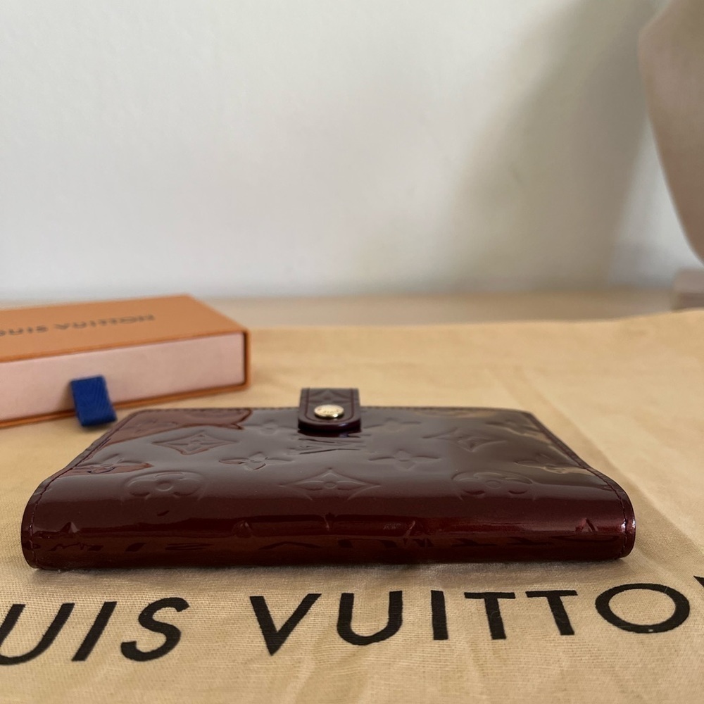 Louis Vuitton Verni Agenda PM Burgundy EUC 2010 - Picture 12 of 16